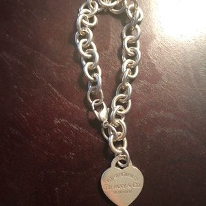 Real Tiffany 7 1/2 braclete .